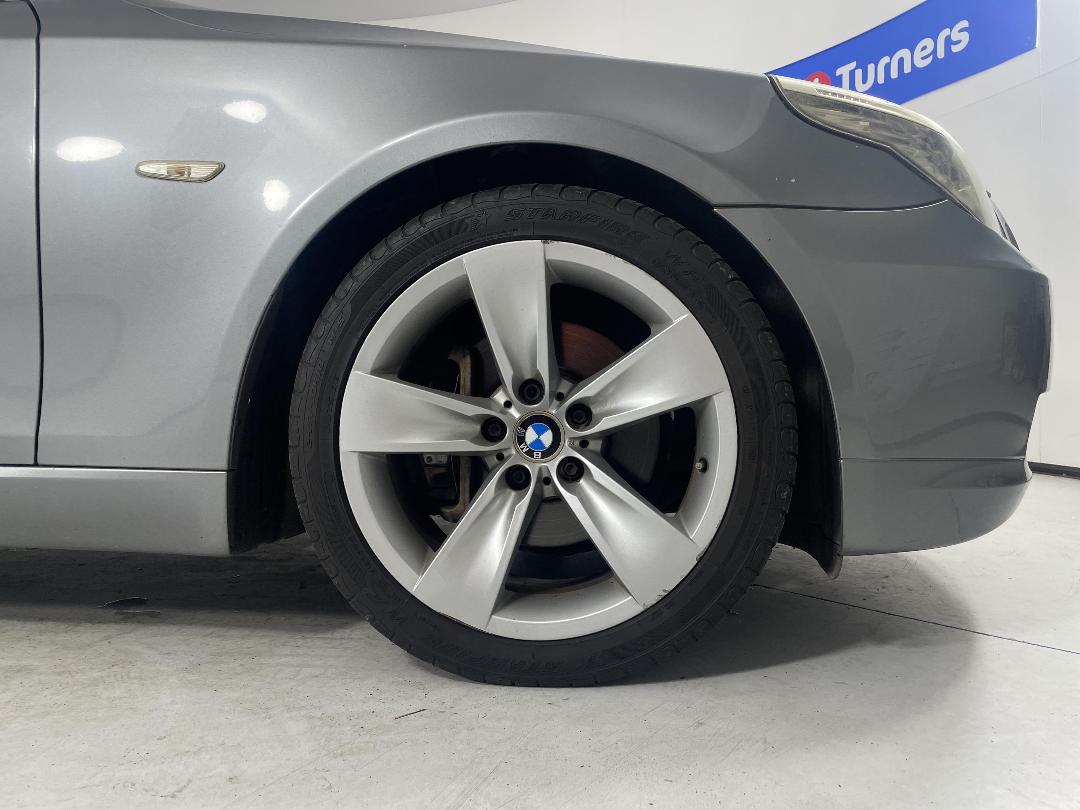 Photo '2' of BMW 530I