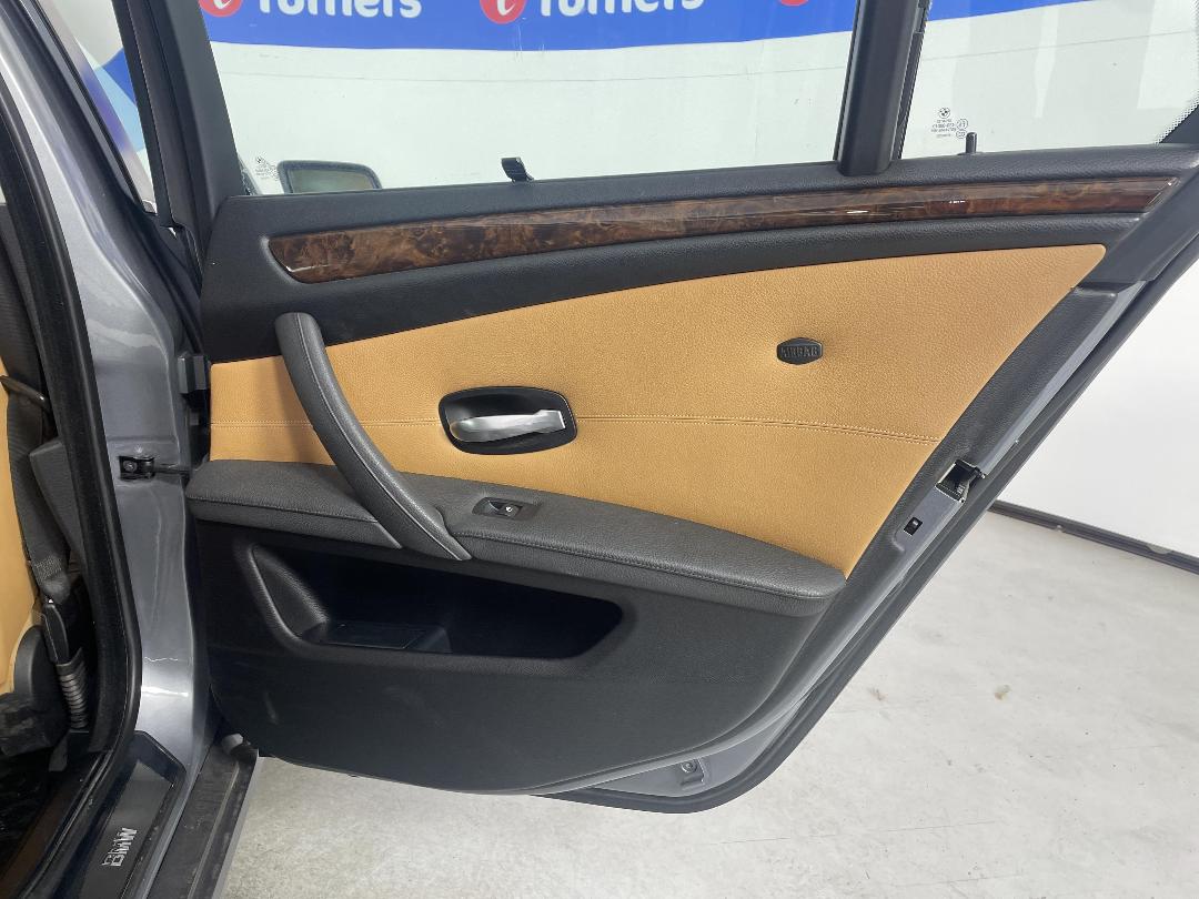 Photo '17' of BMW 530I