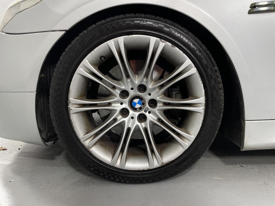 Photo '10' of BMW 550I Photo '10' of BMW 550I