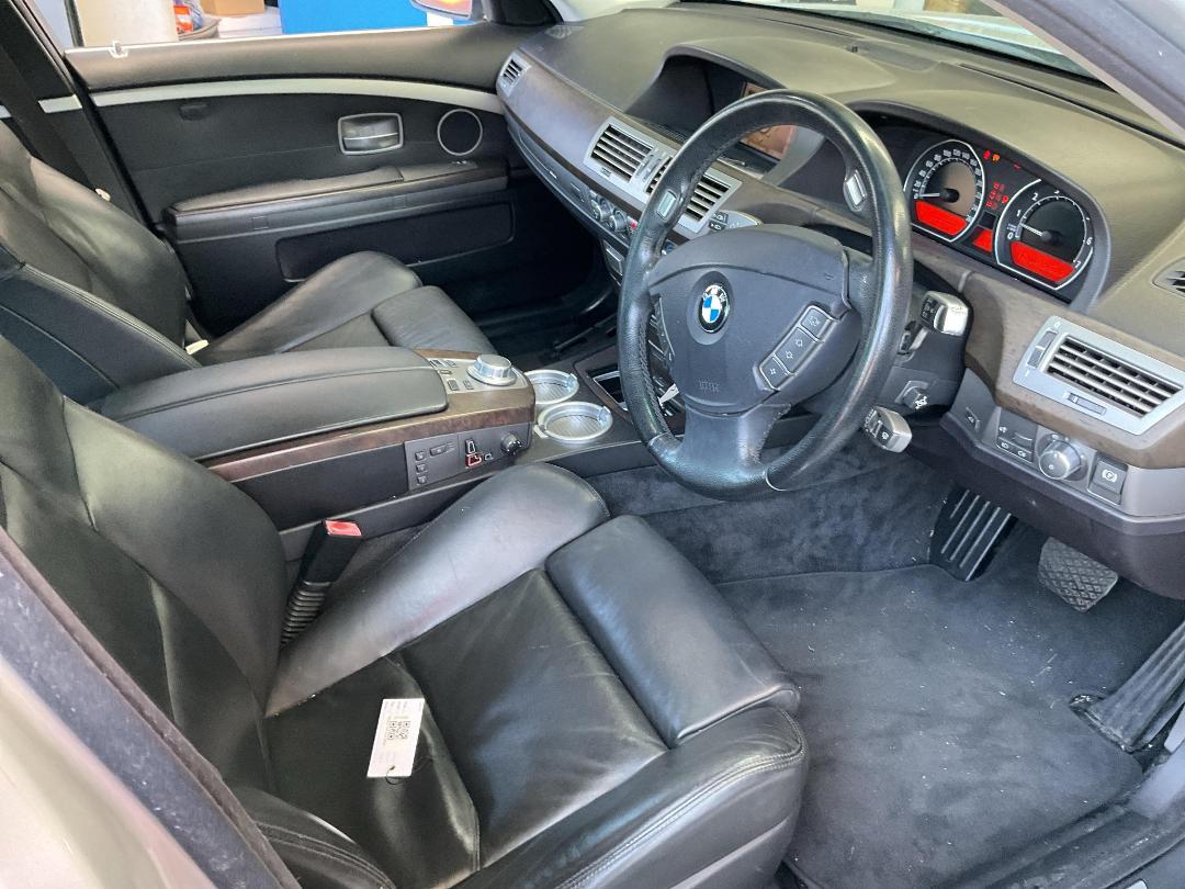 Photo '13' of BMW 740I Photo '13' of BMW 740I