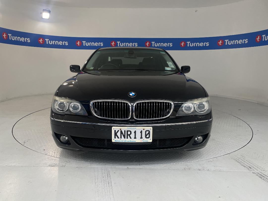 Photo '2' of BMW 740I Photo '2' of BMW 740I