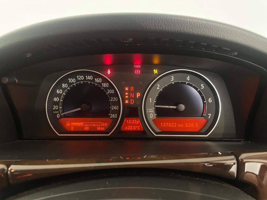 Photo '21' of BMW 740I Photo '21' of BMW 740I