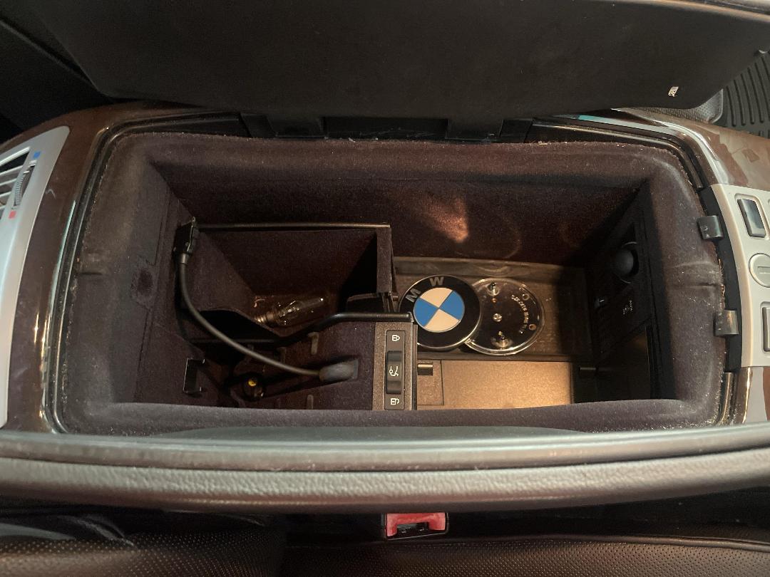 Photo '31' of BMW 740I Photo '31' of BMW 740I