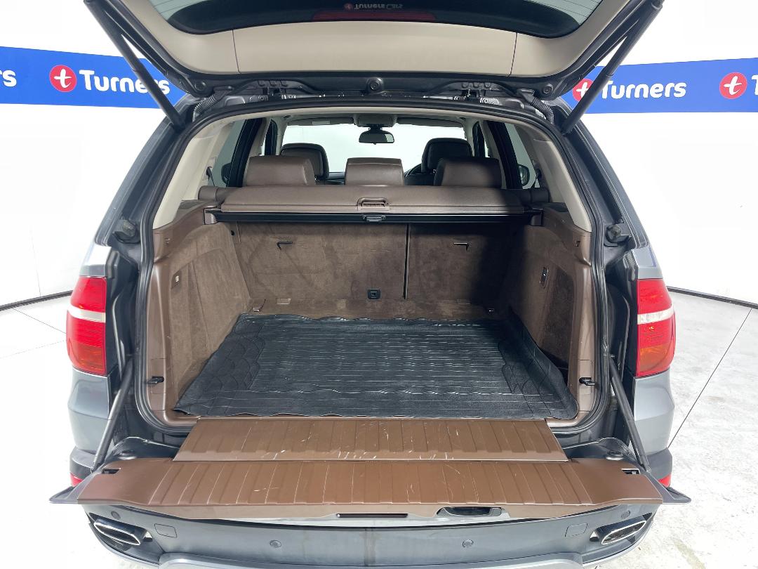 Photo '14' of BMW X5 Photo '14' of BMW X5