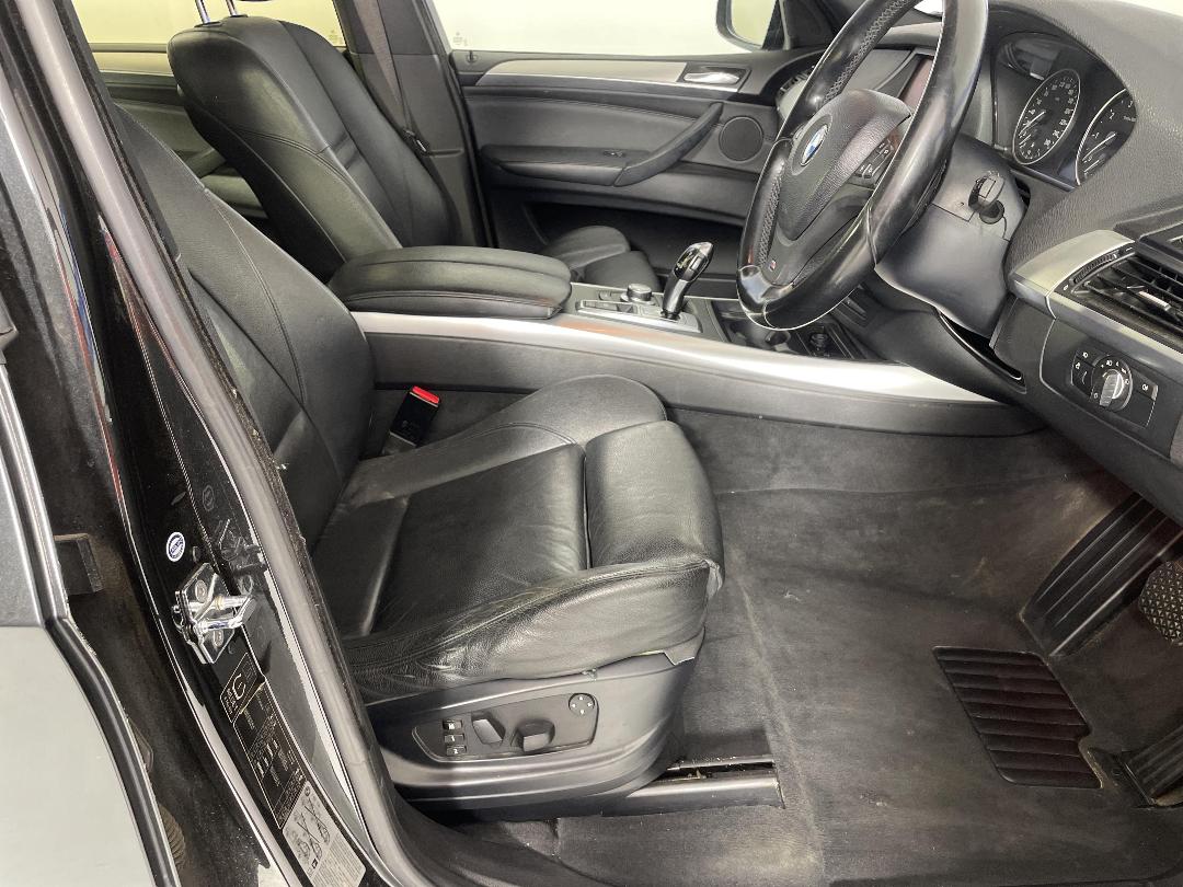 Photo '16' of BMW X5 Photo '16' of BMW X5