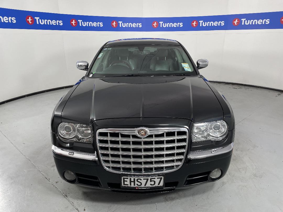 Photo '2' of Chrysler 300