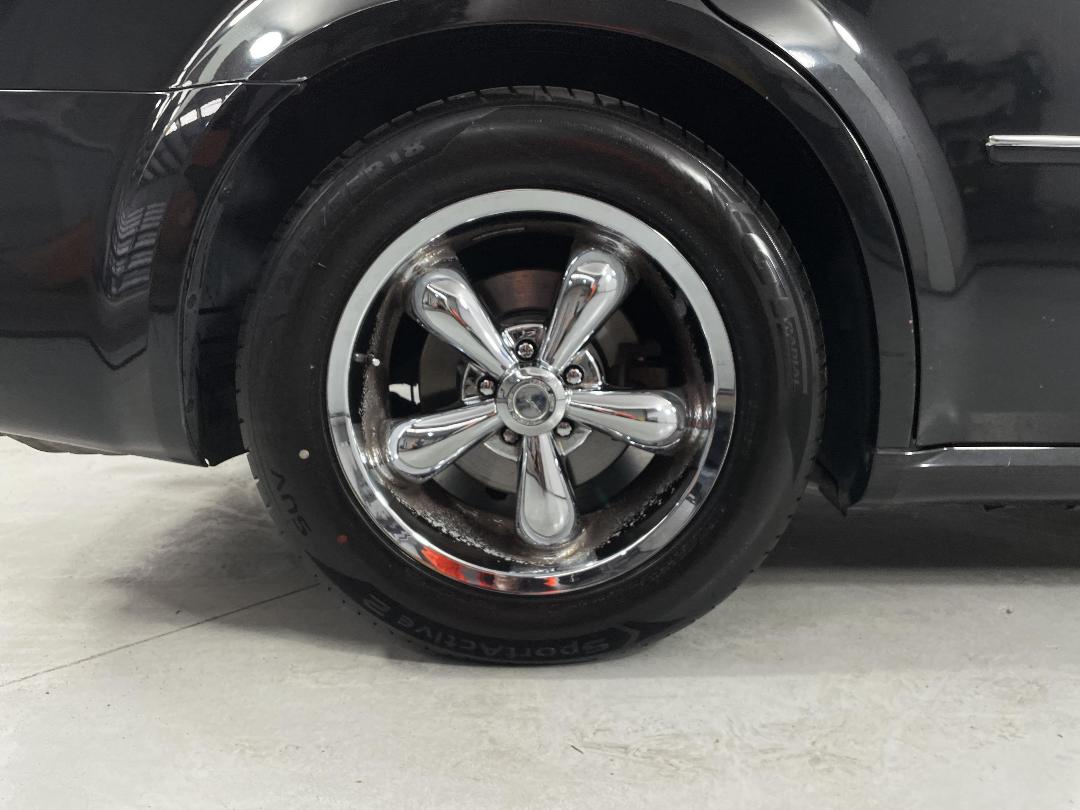 Photo '12' of Chrysler 300