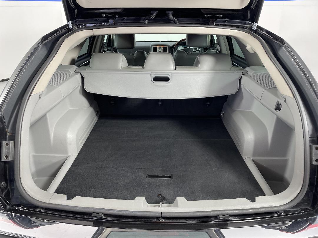 Photo '14' of Chrysler 300