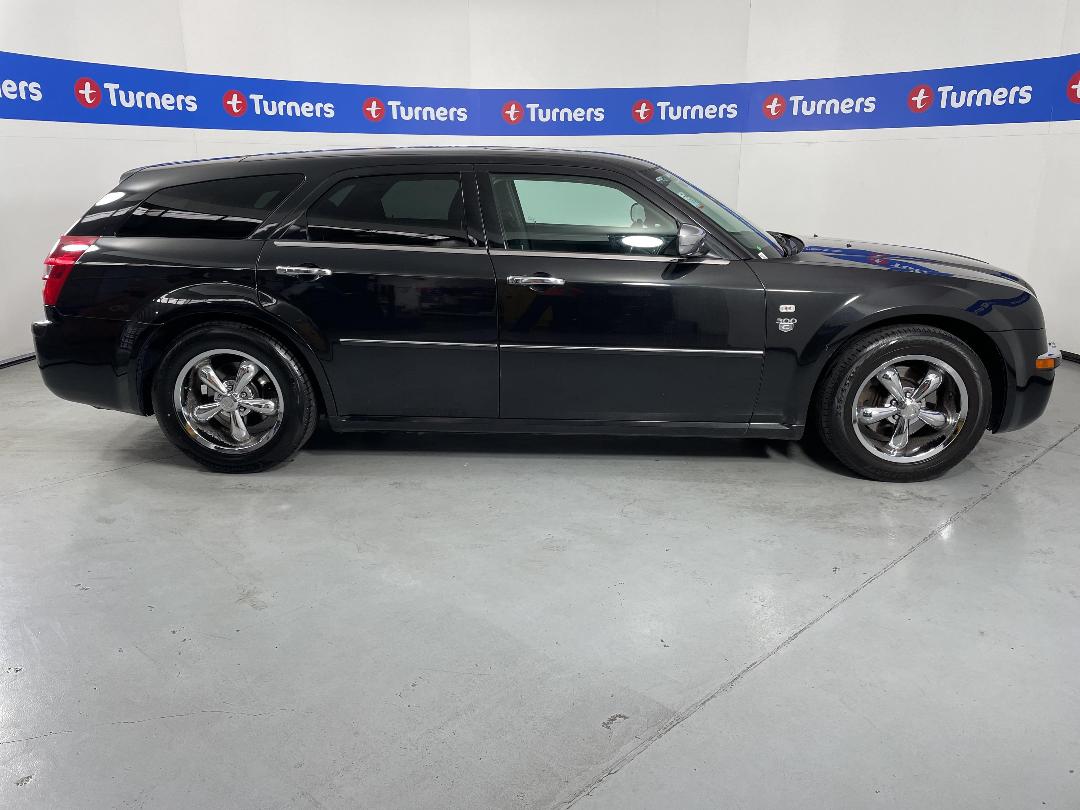 Photo '23' of Chrysler 300