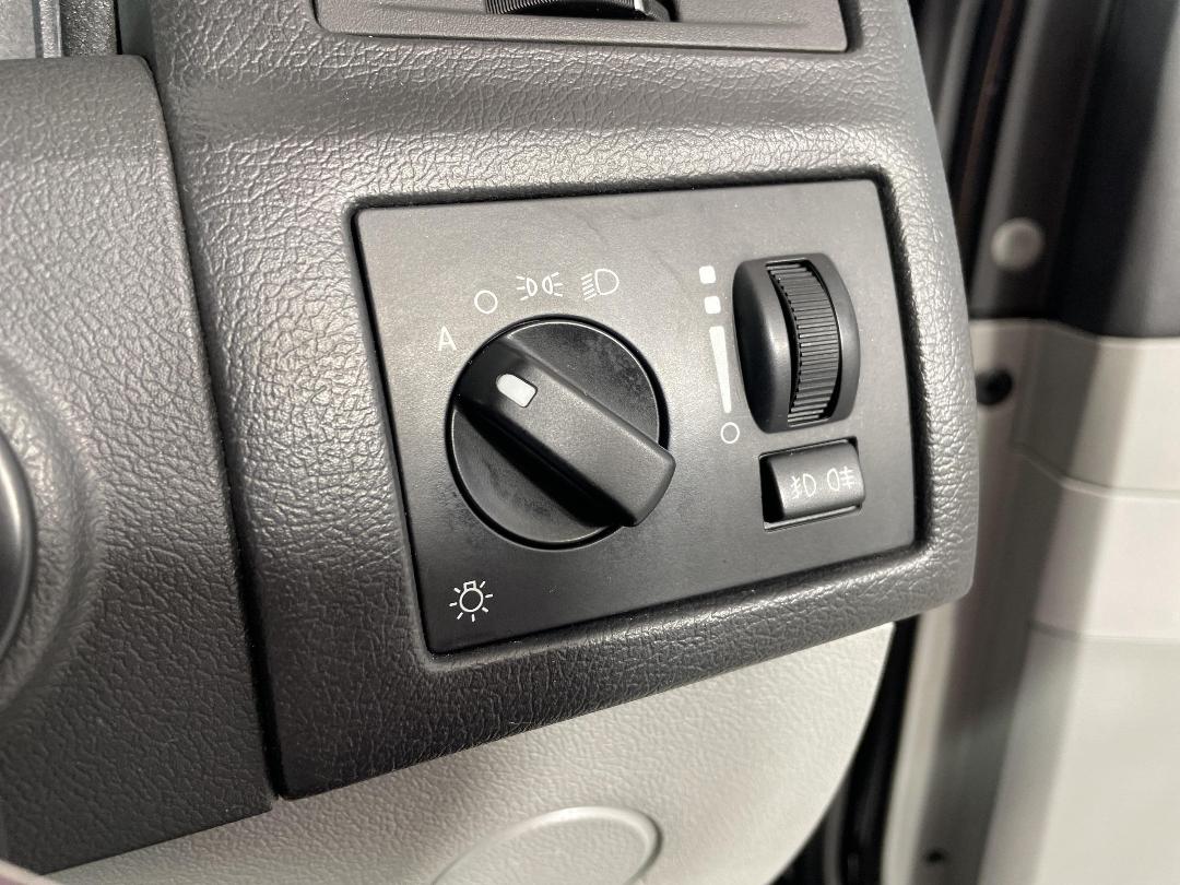 Photo '27' of Chrysler 300