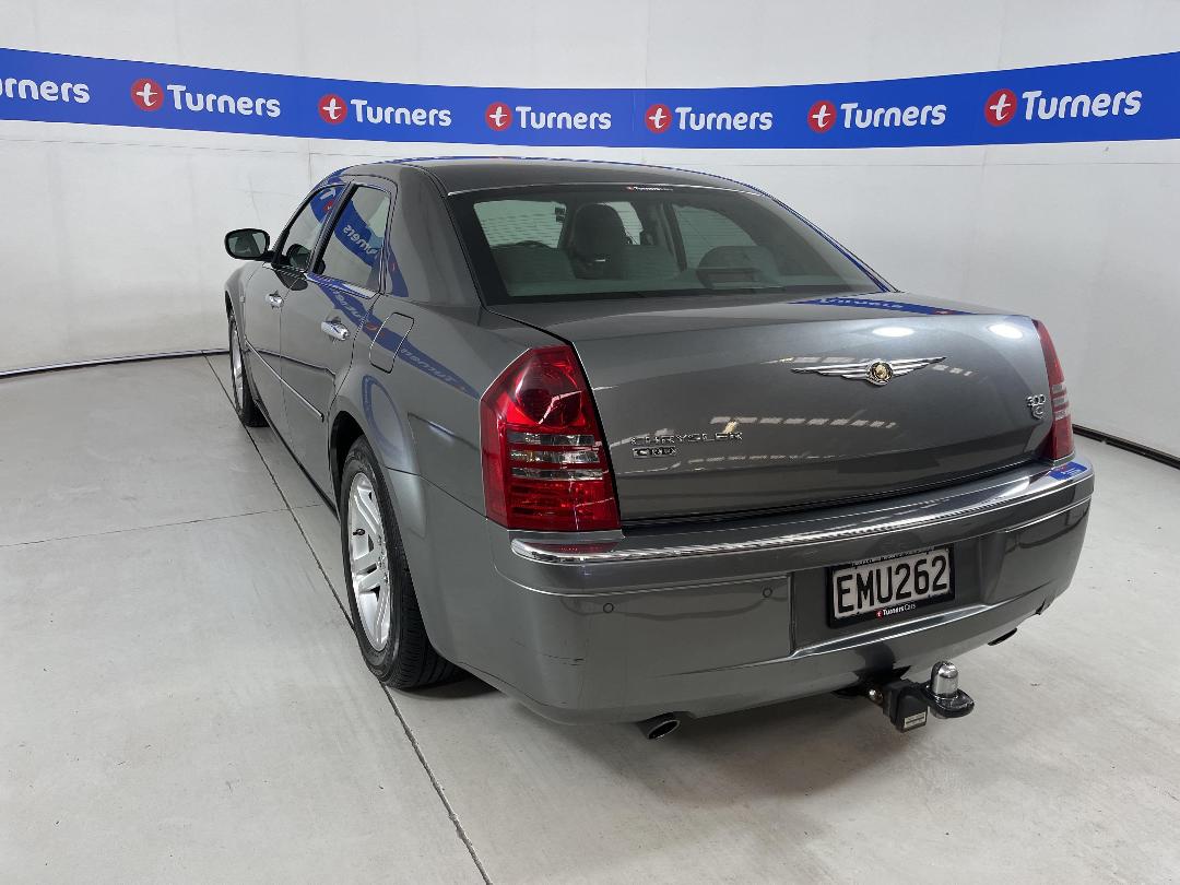 Photo '5' of Chrysler 300 Photo '5' of Chrysler 300