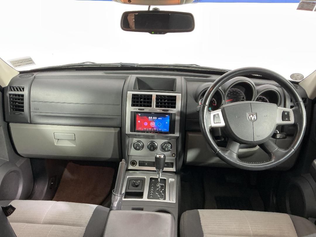 Photo '17' of Chrysler Dodge