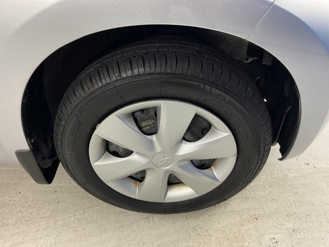 Photo '9' of Daihatsu Sirion