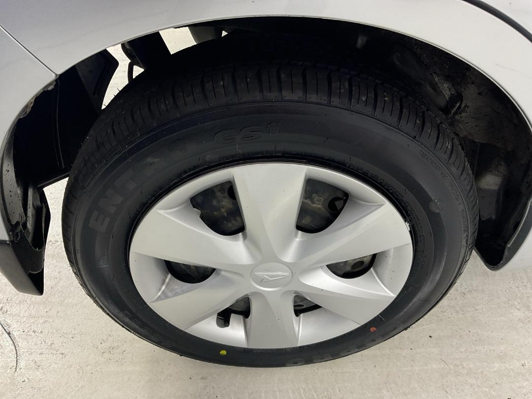 Photo '12' of Daihatsu Sirion