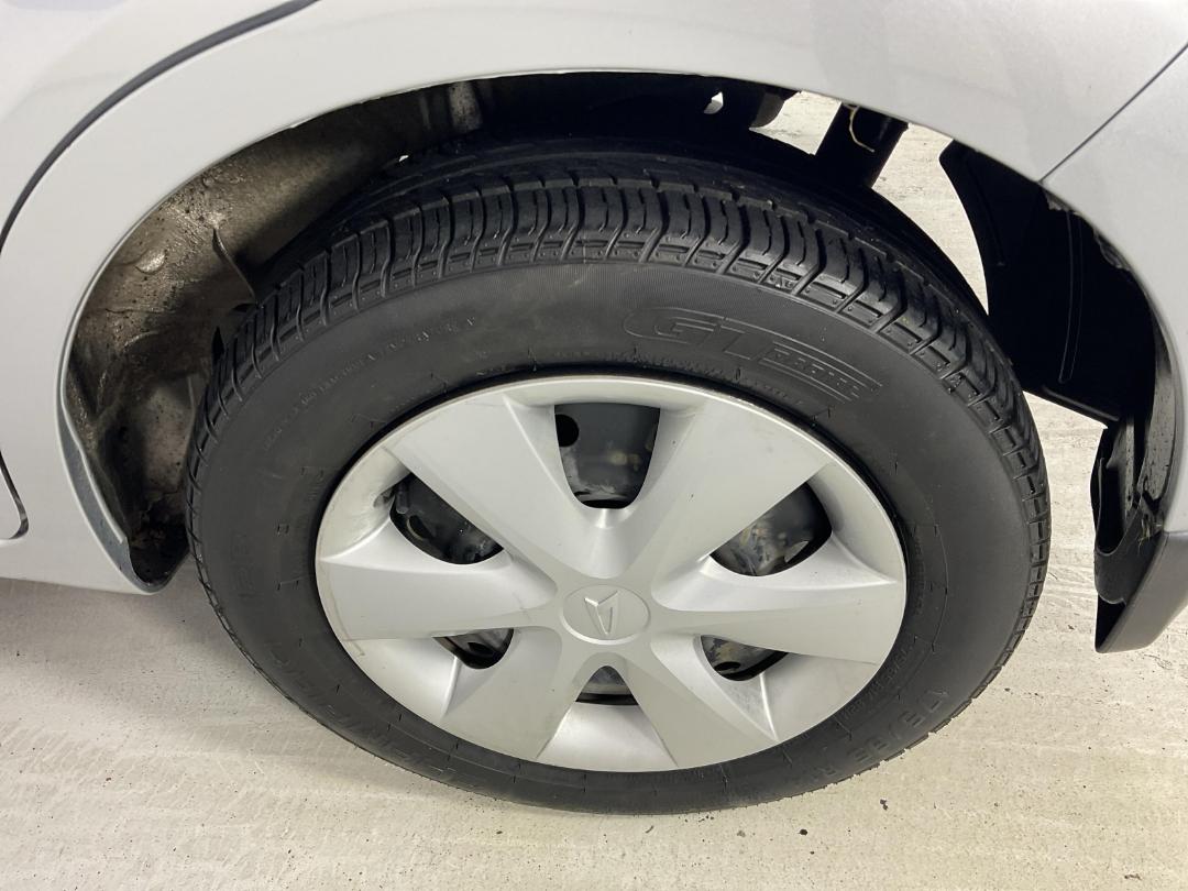 Photo '11' of Daihatsu Sirion