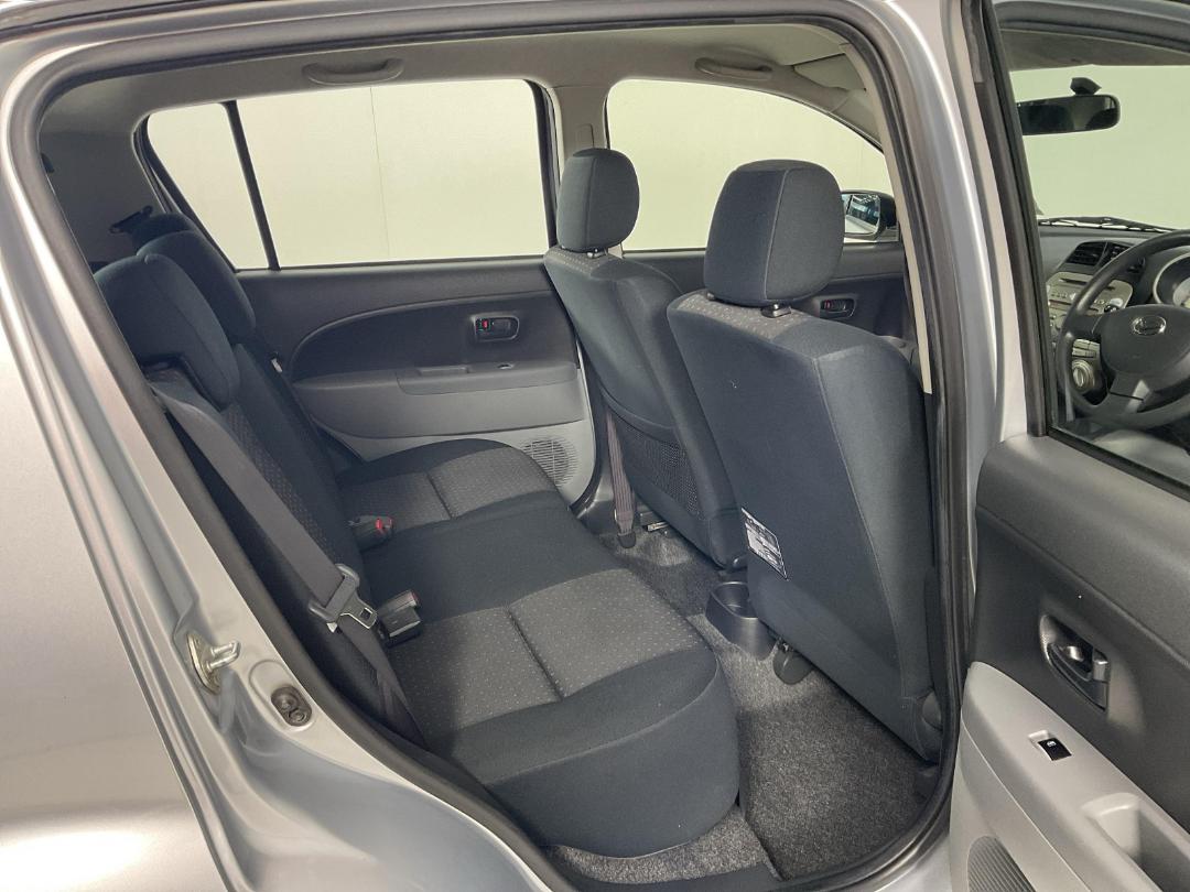 Photo '20' of Daihatsu Sirion