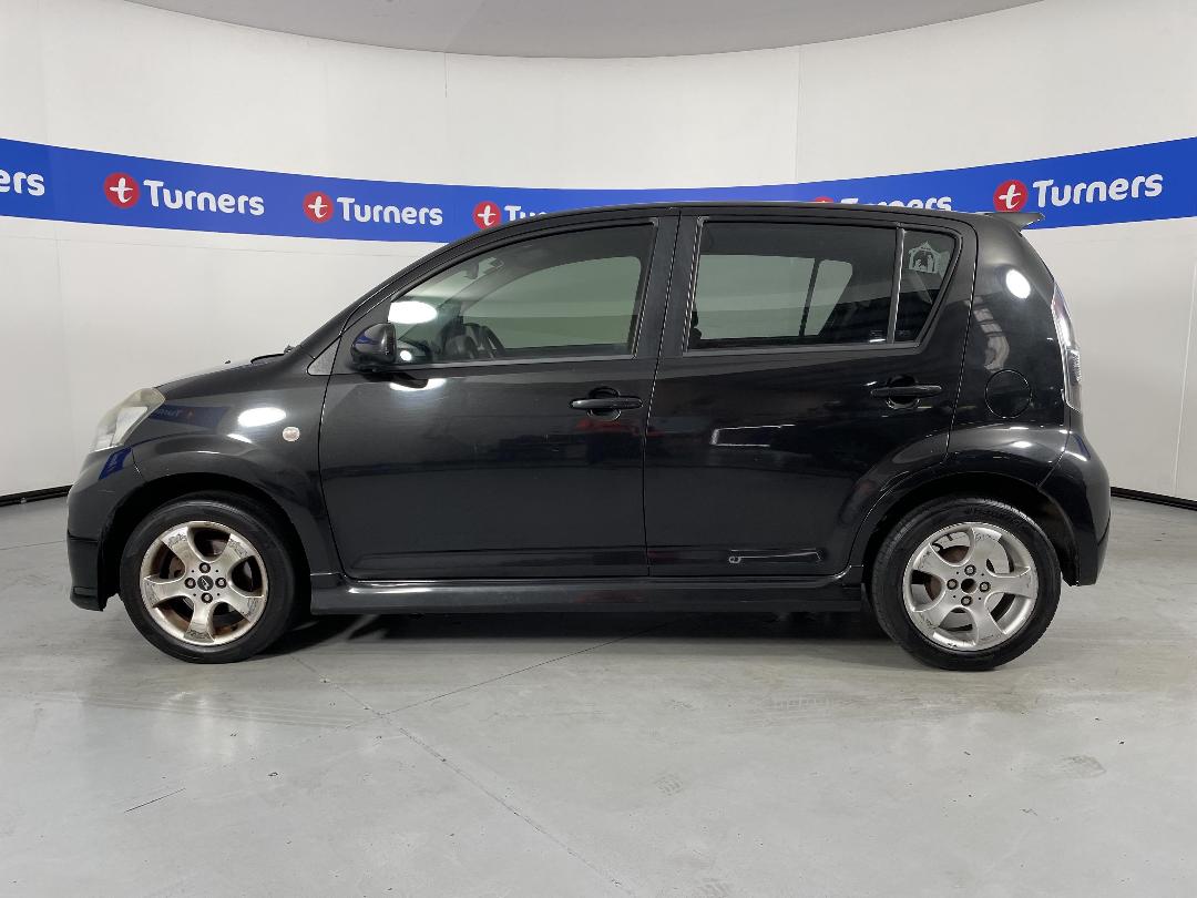 Photo '24' of Daihatsu Sirion