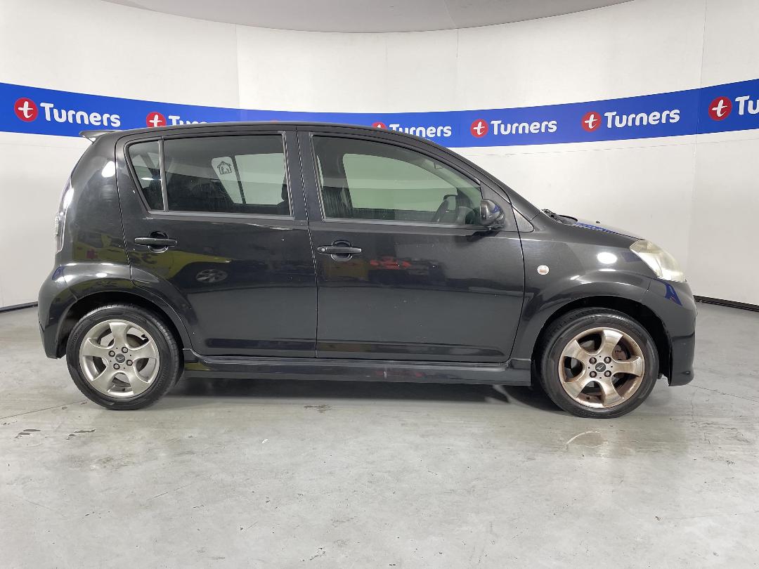 Photo '23' of Daihatsu Sirion