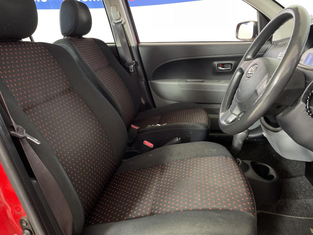 Photo '14' of Daihatsu Sirion SX Photo '14' of Daihatsu Sirion SX