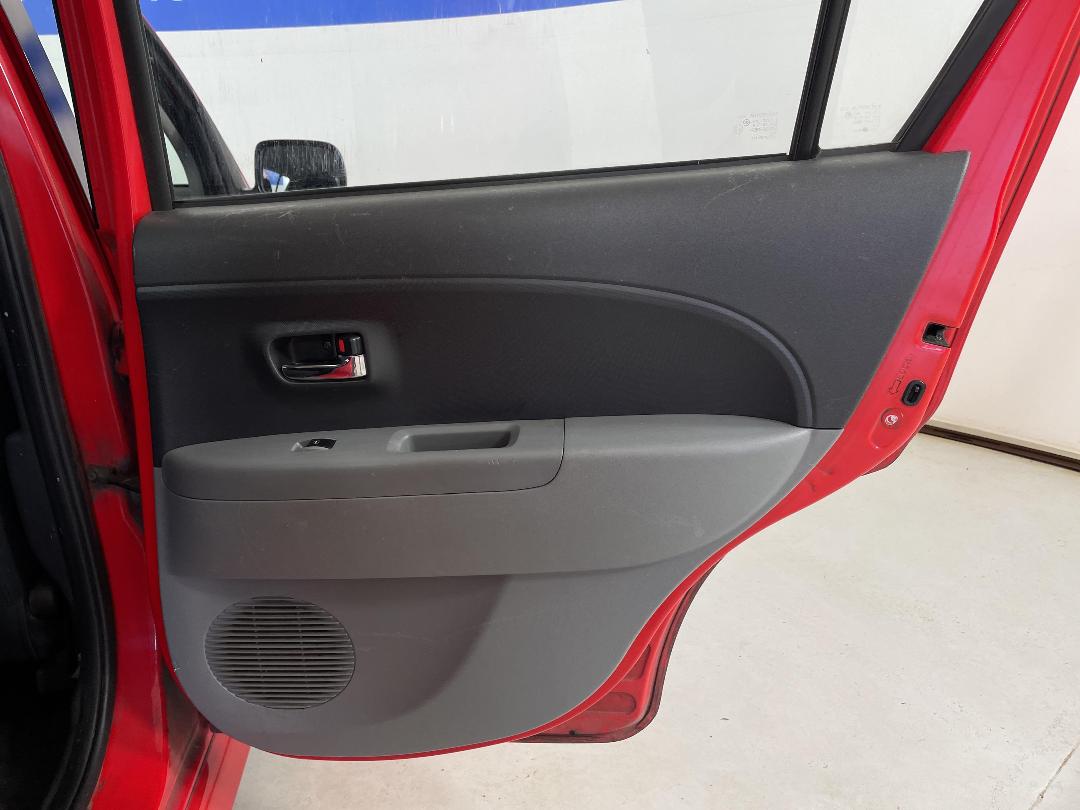 Photo '17' of Daihatsu Sirion SX Photo '17' of Daihatsu Sirion SX