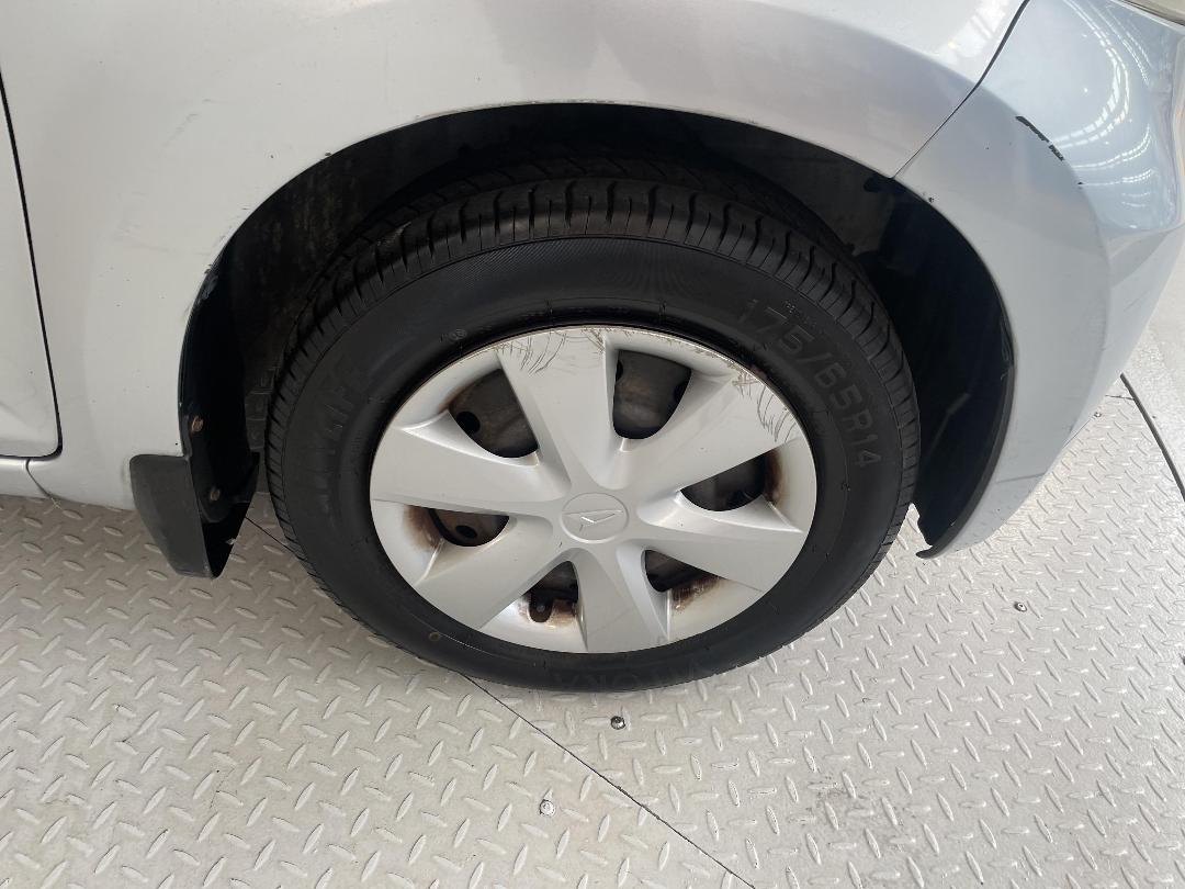 Photo '9' of Daihatsu Sirion