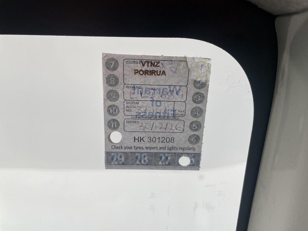 Photo '30' of Daihatsu Sirion