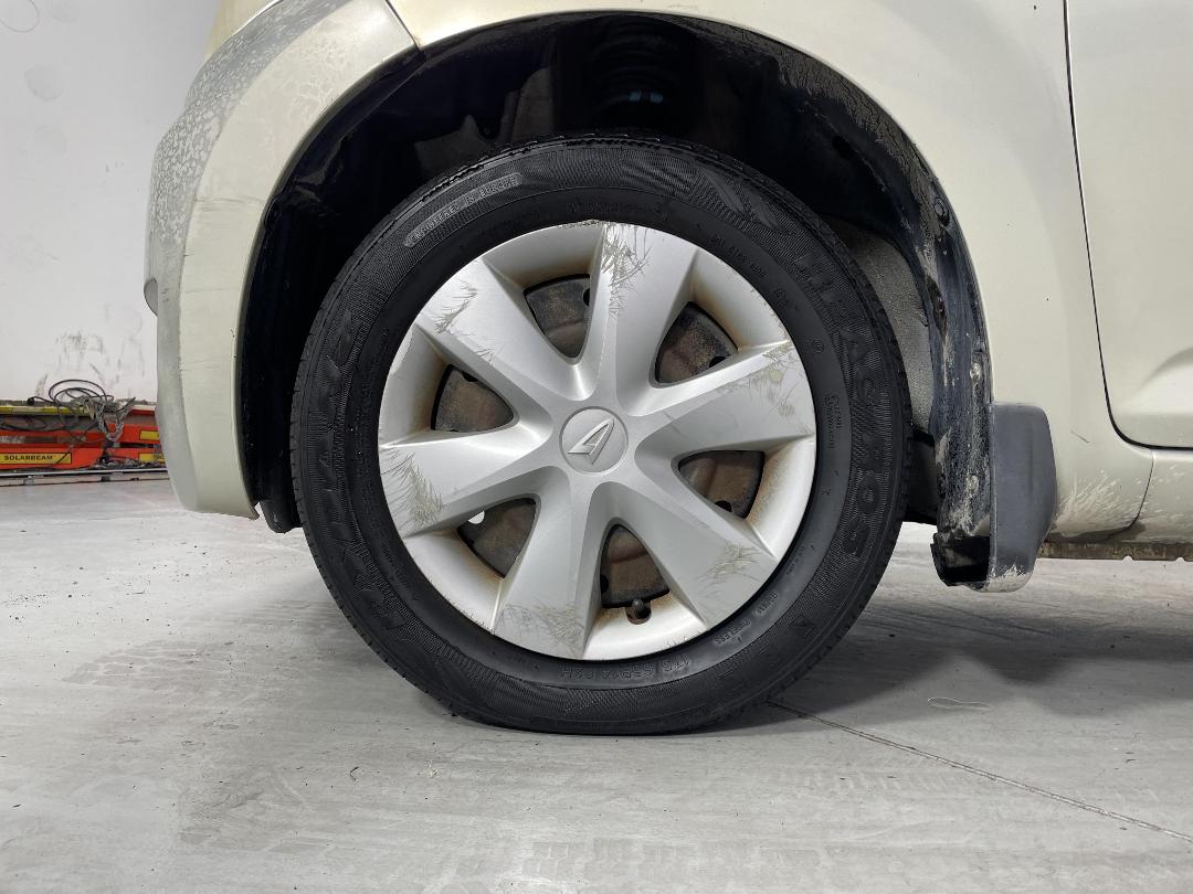 Photo '10' of Daihatsu Sirion