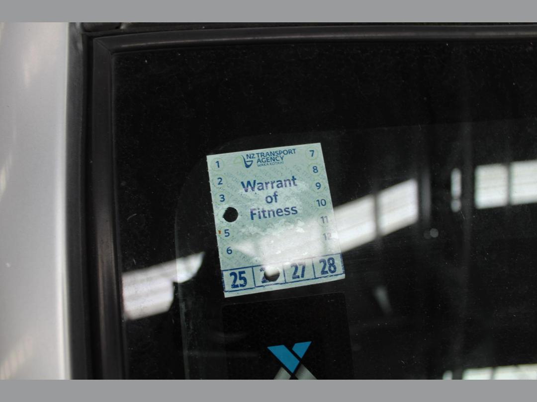 Photo '9' of Daihatsu Sirion