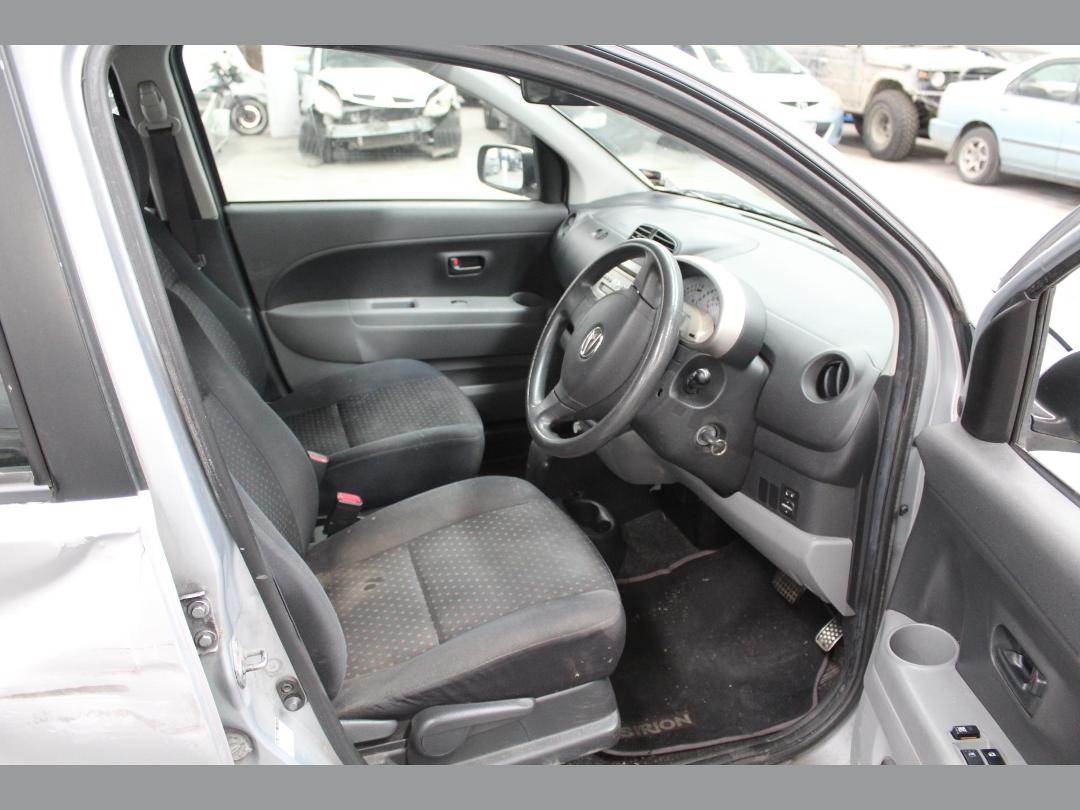 Photo '10' of Daihatsu Sirion