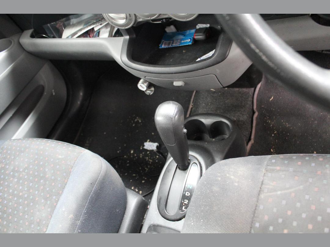 Photo '11' of Daihatsu Sirion