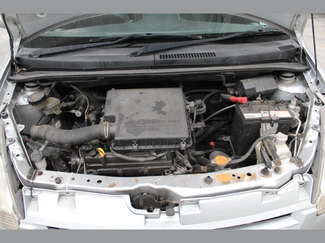 Photo '18' of Daihatsu Sirion