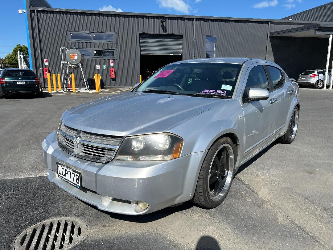 Photo '4' of Dodge Avenger