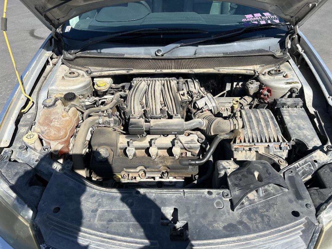 Photo '6' of Dodge Avenger