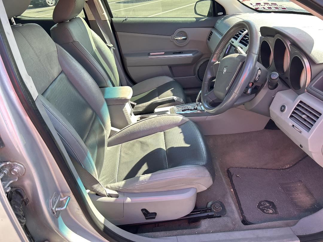 Photo '13' of Dodge Avenger