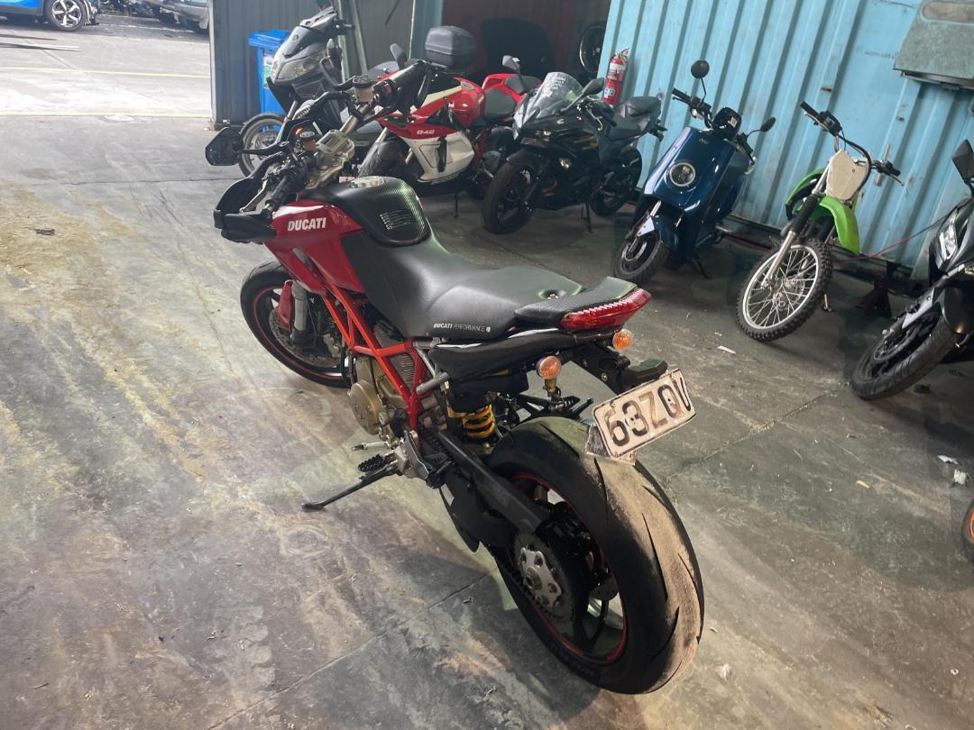 Photo '5' of Ducati Hypermotard HM1100 Photo '5' of Ducati Hypermotard HM1100