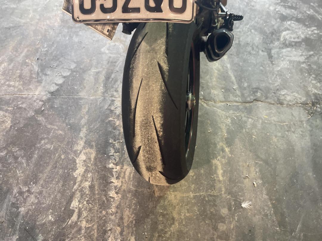 Photo '35' of Ducati Hypermotard HM1100 Photo '35' of Ducati Hypermotard HM1100