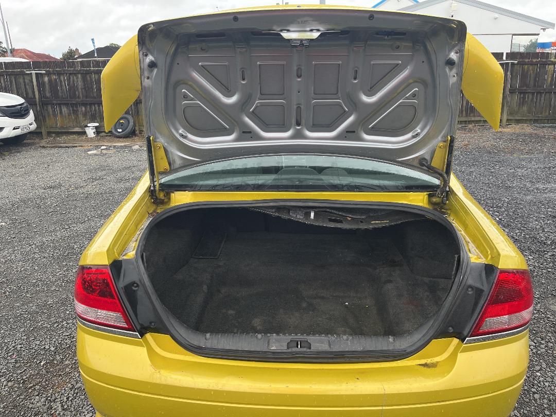 Photo '8' of Ford Falcon BF2 XR6 Photo '8' of Ford Falcon BF2 XR6