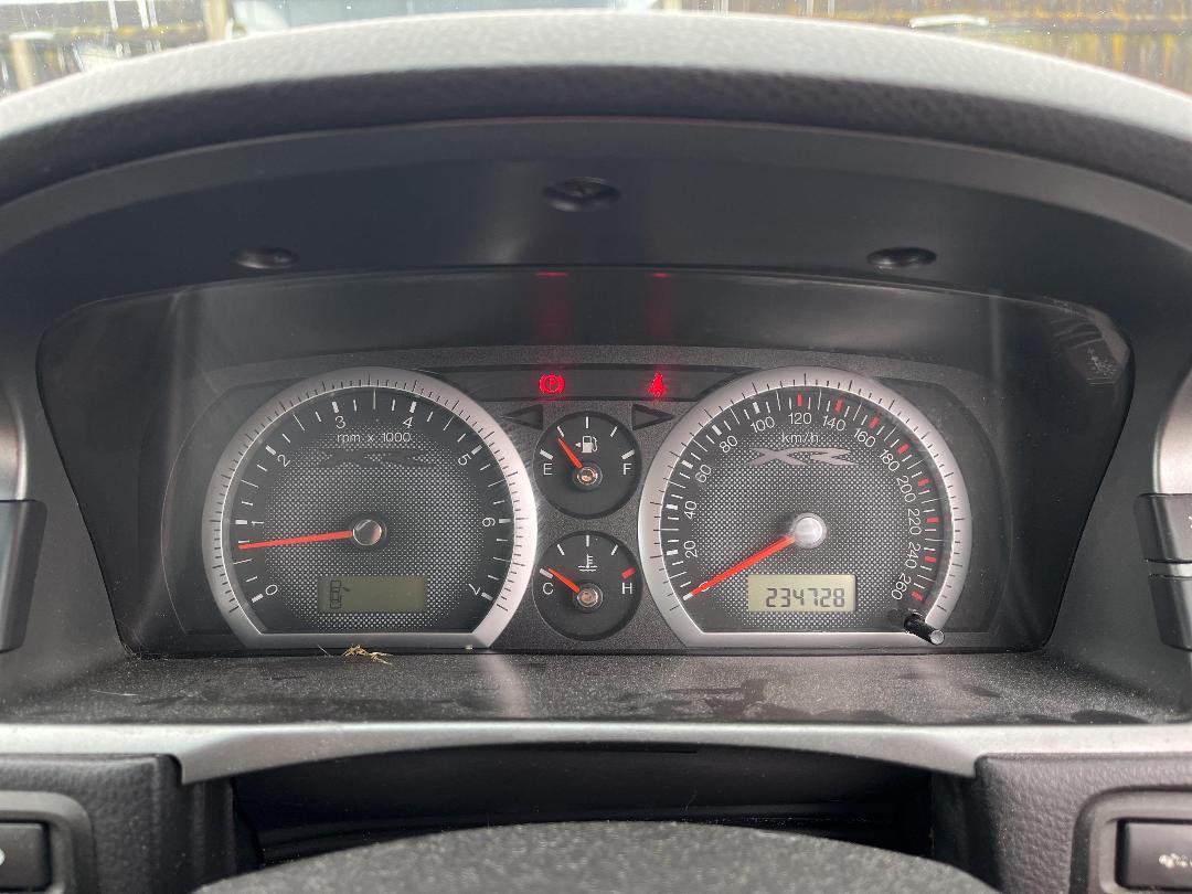 Photo '12' of Ford Falcon BF2 XR6 Photo '12' of Ford Falcon BF2 XR6