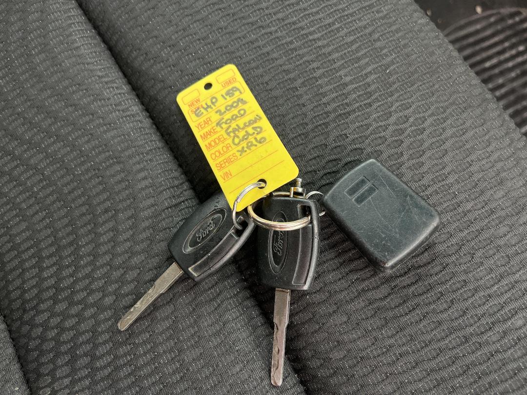 Photo '11' of Ford Falcon BF2 XR6 Photo '11' of Ford Falcon BF2 XR6