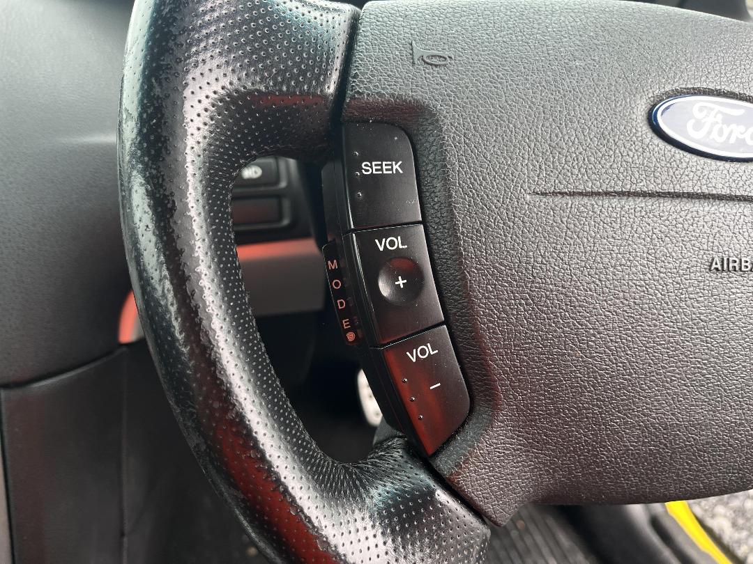 Photo '23' of Ford Falcon BF2 XR6 Photo '23' of Ford Falcon BF2 XR6