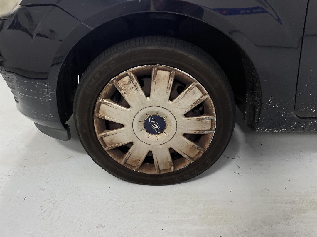 Photo '8' of Ford Fiesta Photo '8' of Ford Fiesta