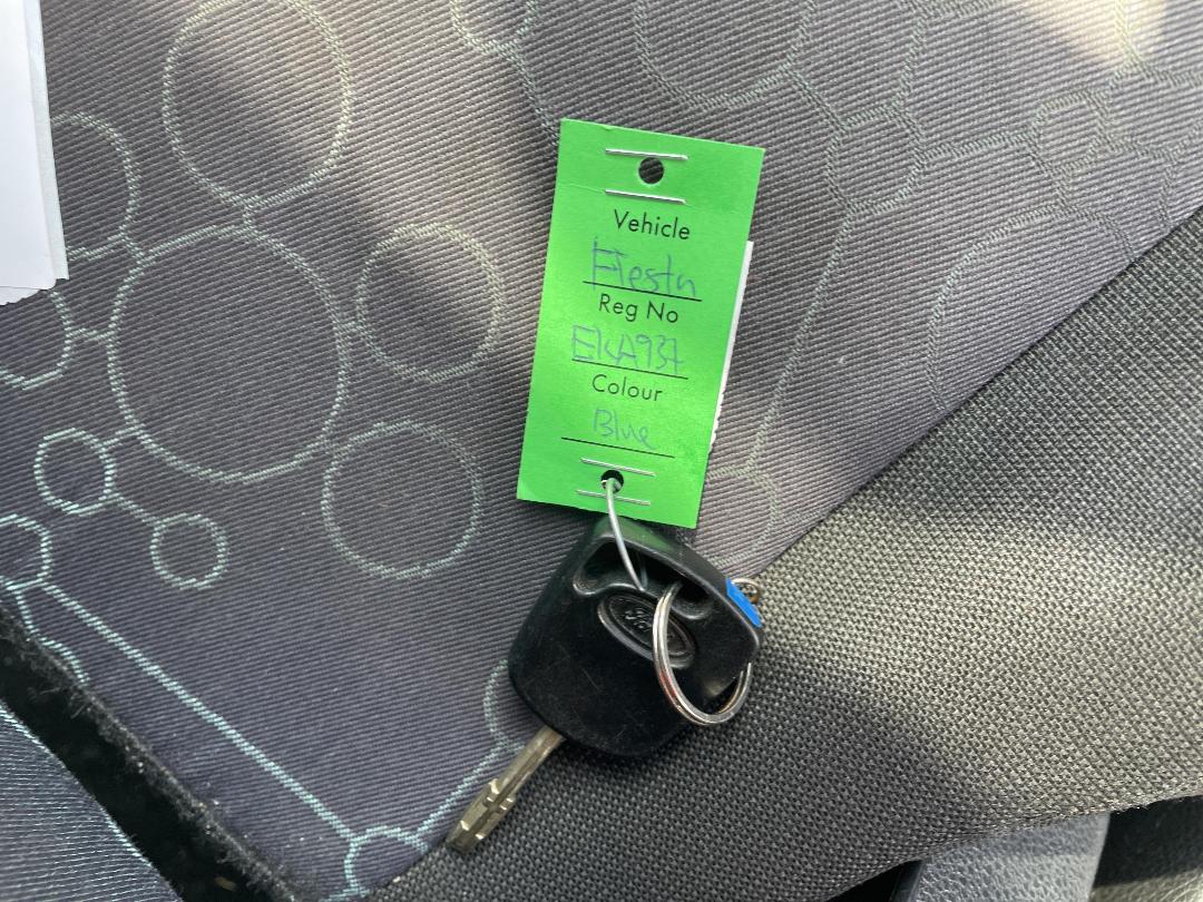 Photo '15' of Ford Fiesta