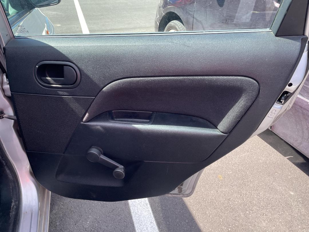 Photo '17' of Ford Fiesta