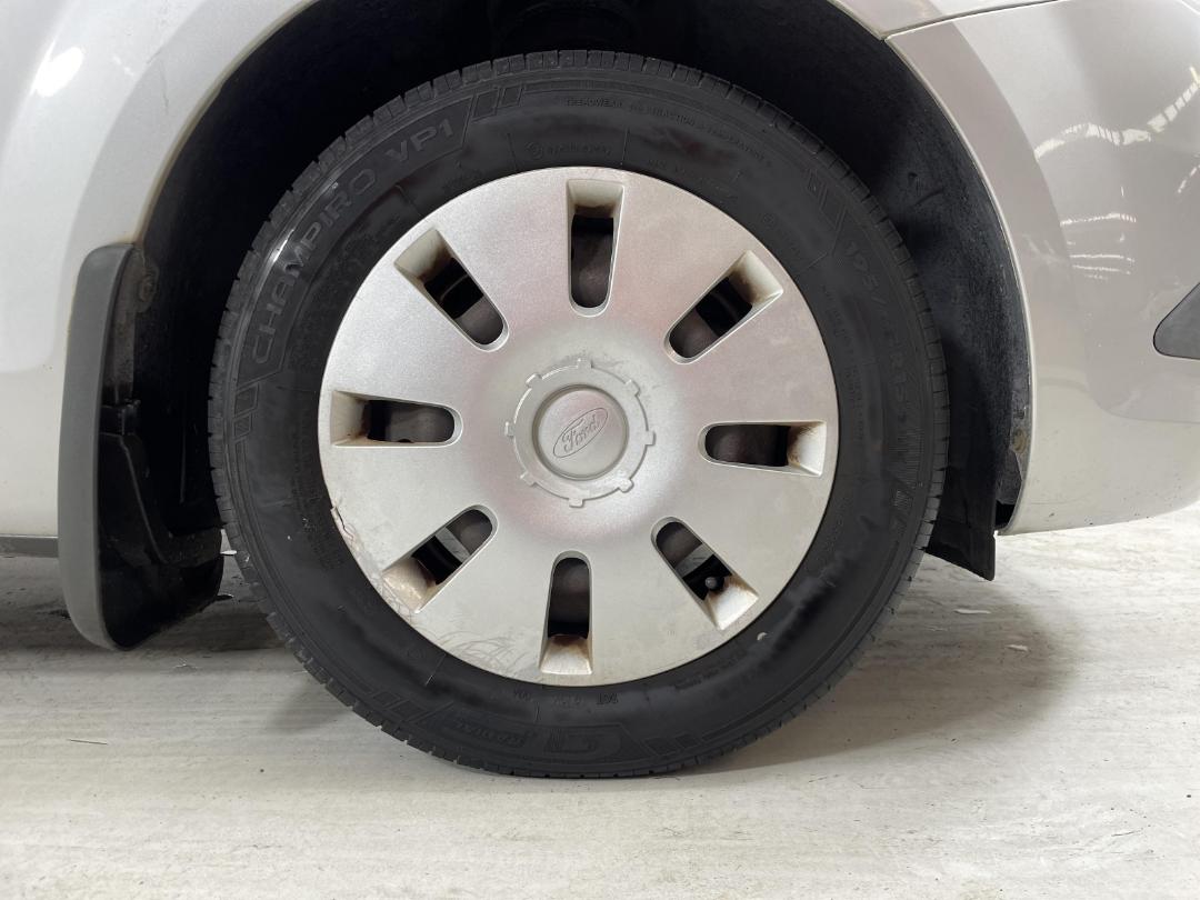 Photo '9' of Ford Focus Photo '9' of Ford Focus