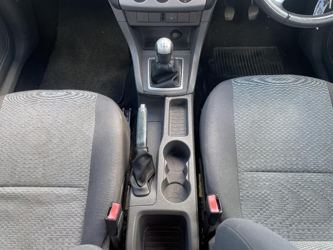 Photo '19' of Ford Focus Photo '19' of Ford Focus