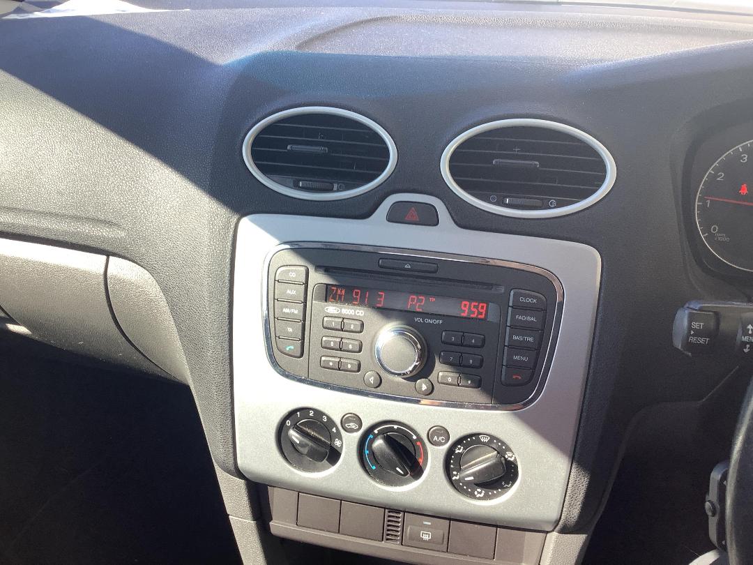 Photo '21' of Ford Focus