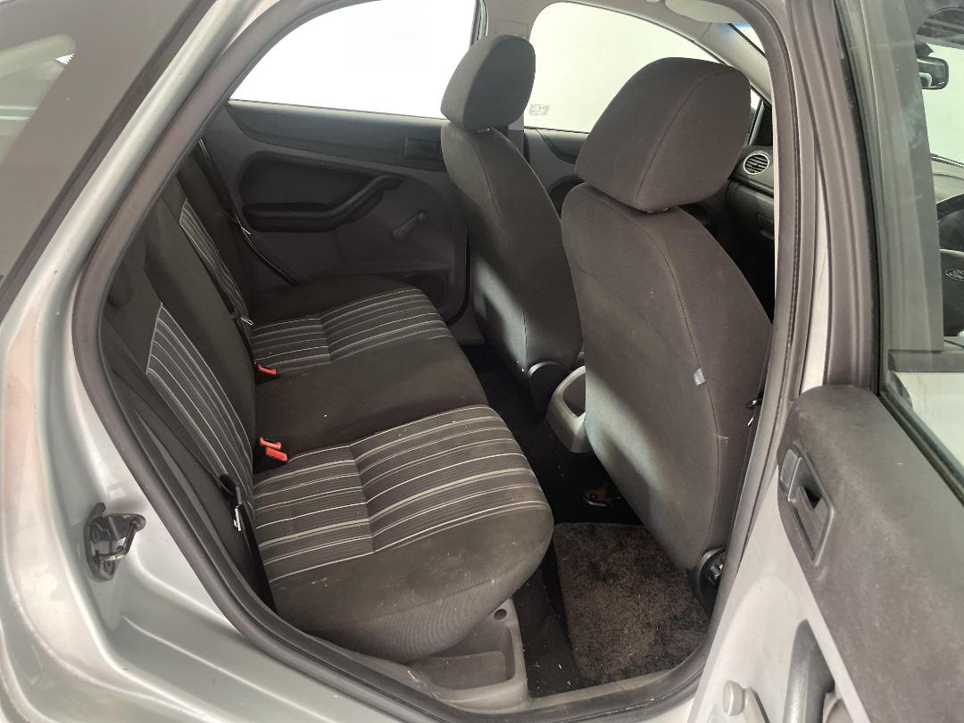 Photo '20' of Ford Focus Photo '20' of Ford Focus