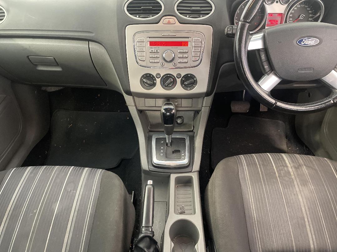 Photo '18' of Ford Focus Photo '18' of Ford Focus