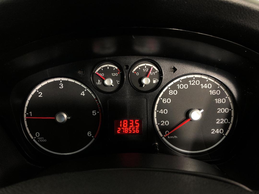 Photo '21' of Ford Focus Photo '21' of Ford Focus