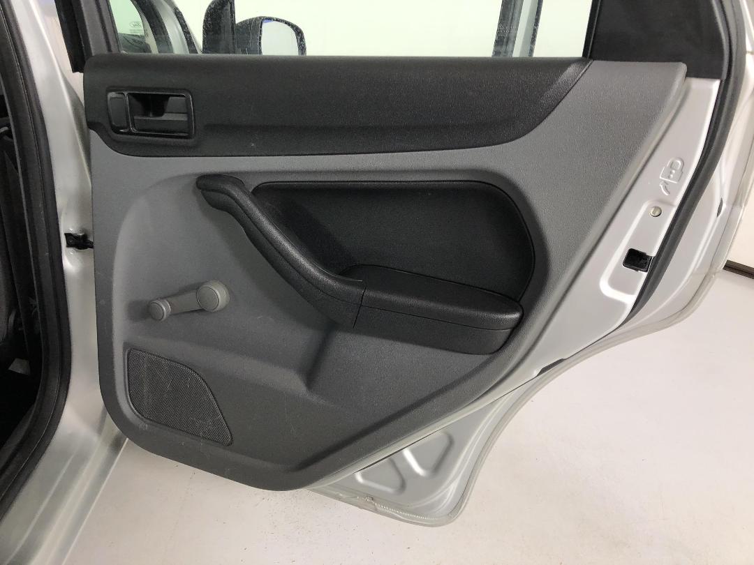 Photo '19' of Ford Focus Photo '19' of Ford Focus